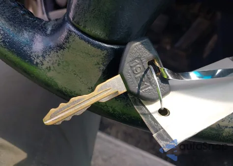 2002 Chrysler Town & Country Lxi z USA, uszkodzony, nr VIN 2C8GP54LX2R638128